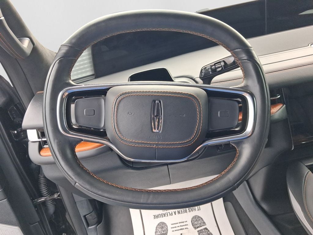 2025 Lincoln Navigator Black Label