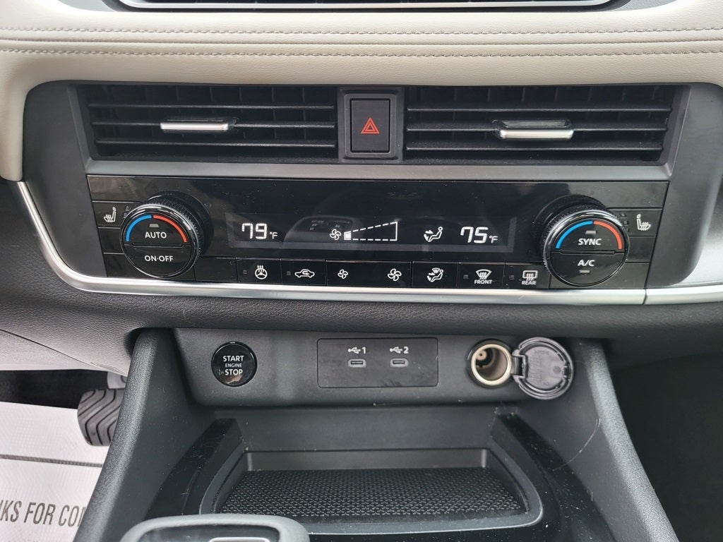 2025 Nissan Rogue SV