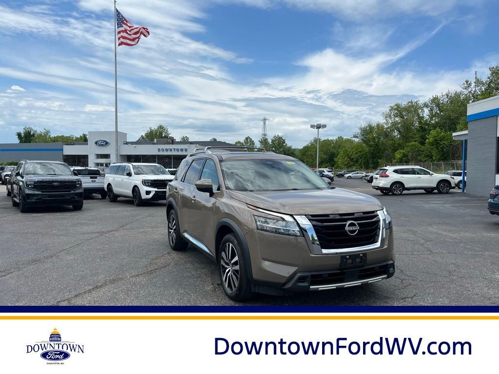 2023 Nissan Pathfinder Platinum