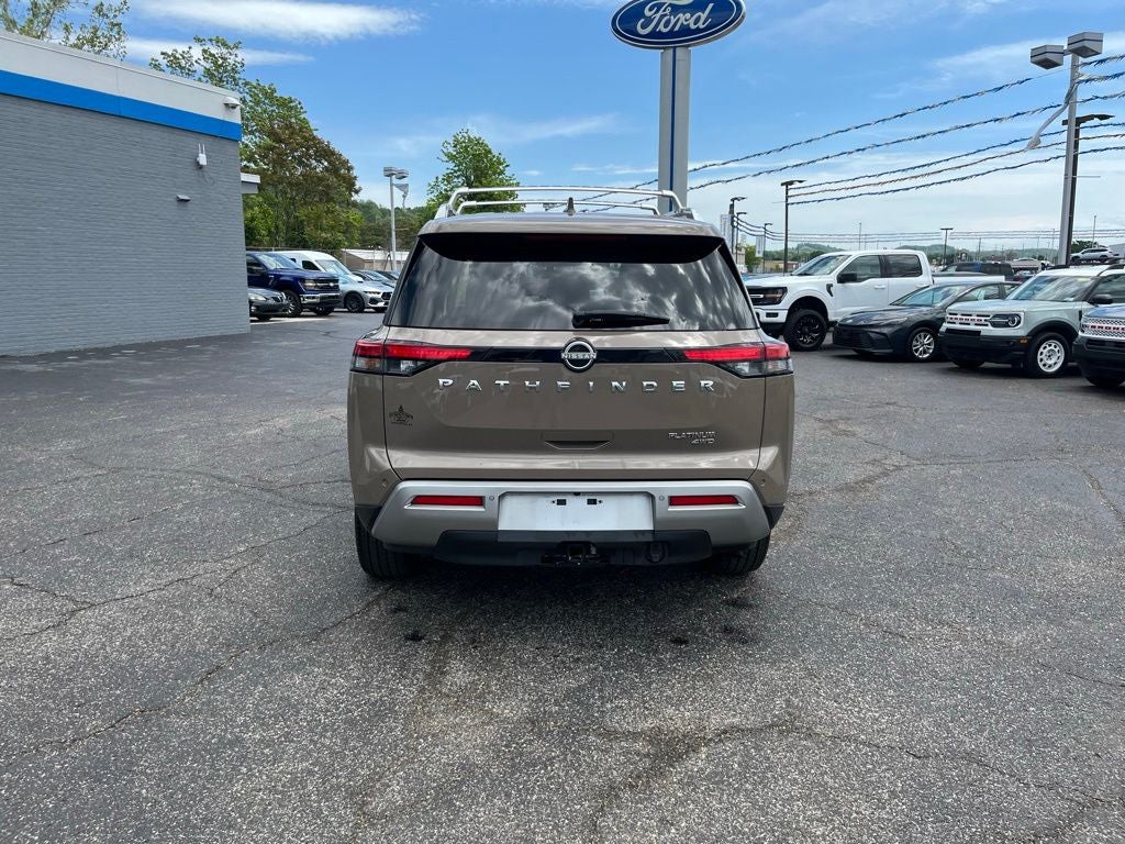 2023 Nissan Pathfinder Platinum