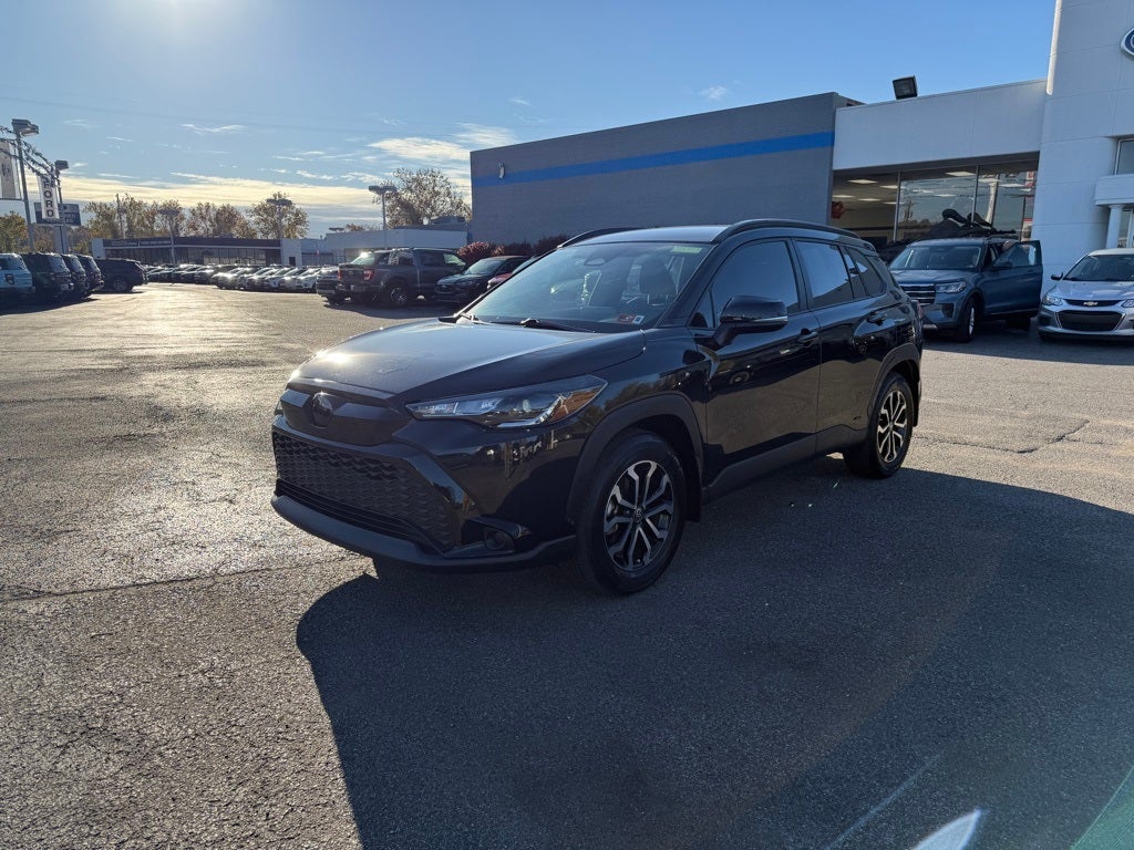2023 Toyota Corolla Cross Hybrid SE