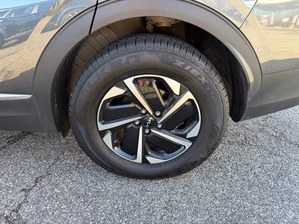 2023 Kia Sportage Hybrid LX