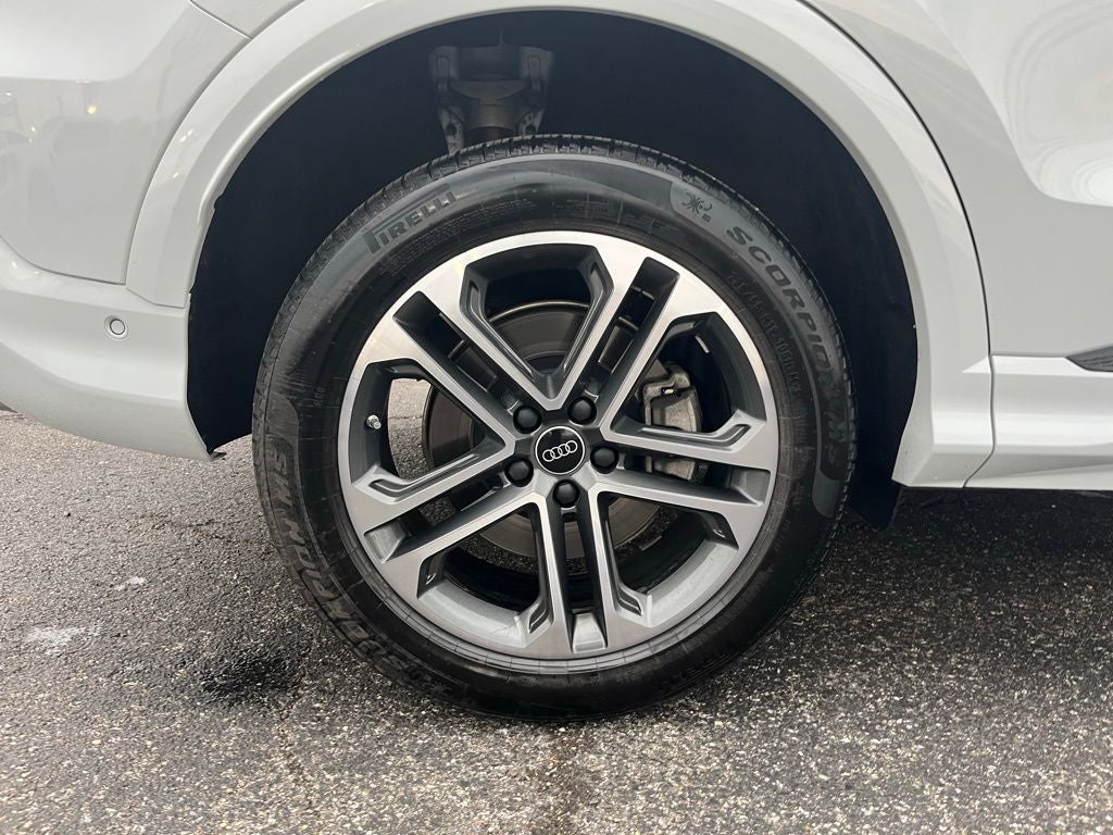 2025 Audi Q5 2.0T Premium quattro