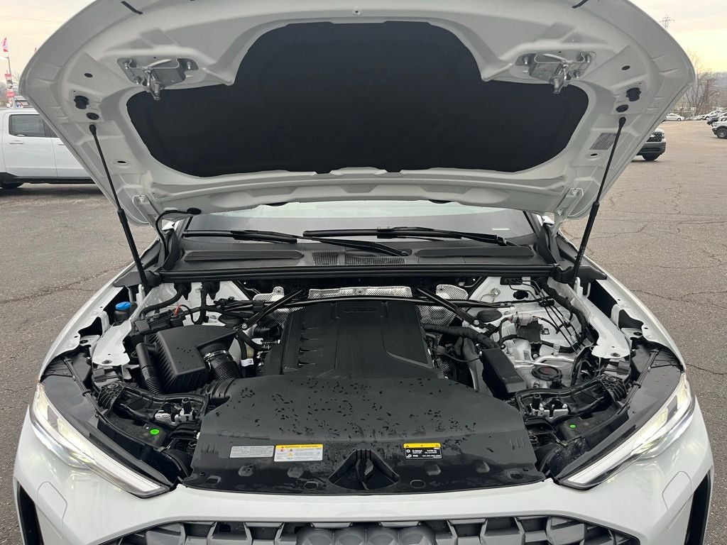 2025 Audi Q5 2.0T Premium quattro