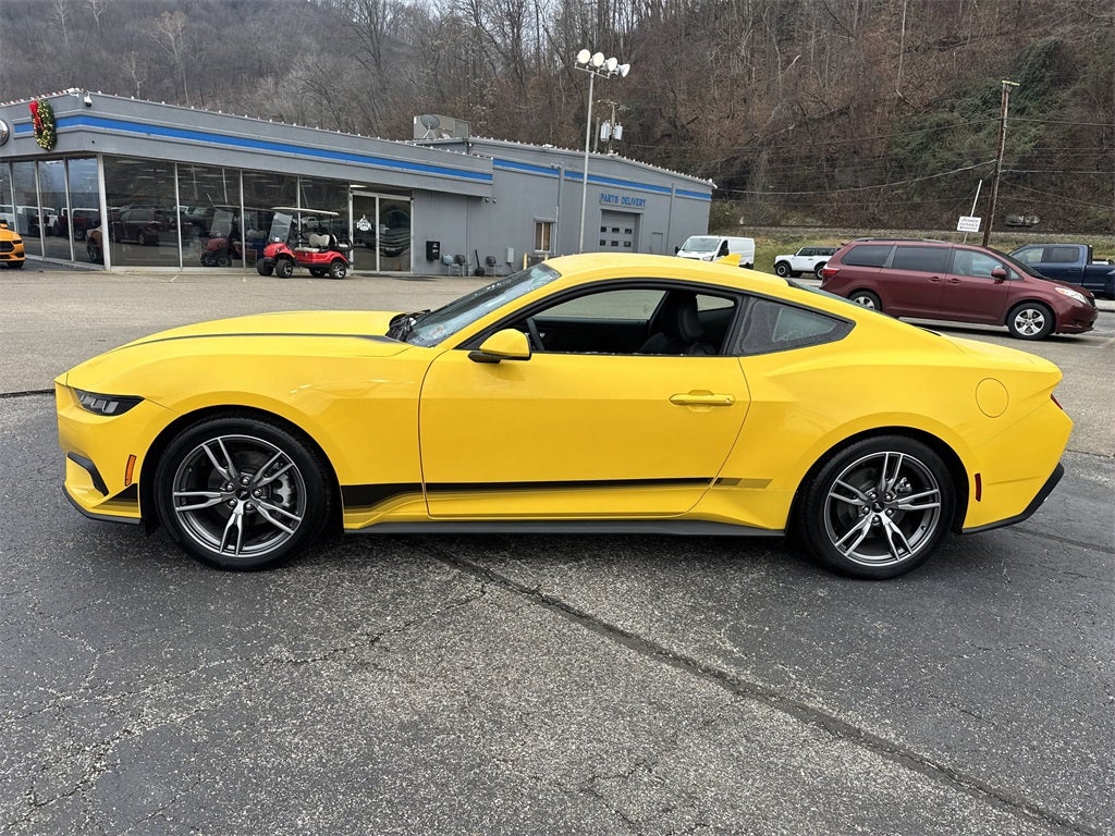 2024 Ford Mustang EcoBoost