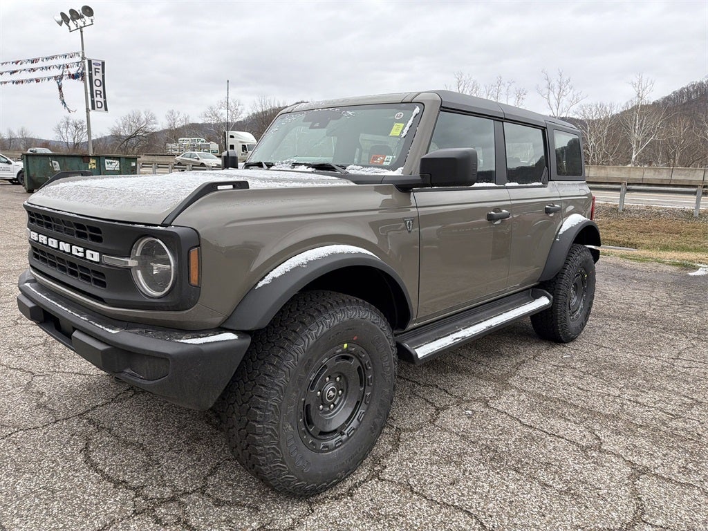 2025 Ford Bronco Base