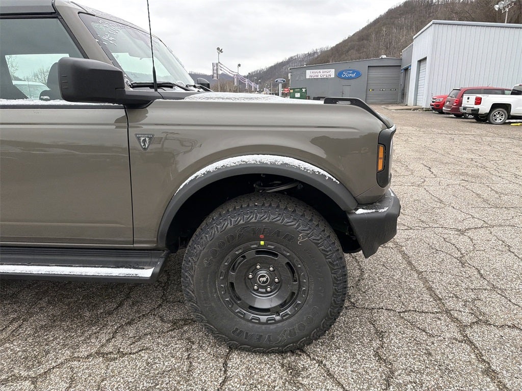 2025 Ford Bronco Base