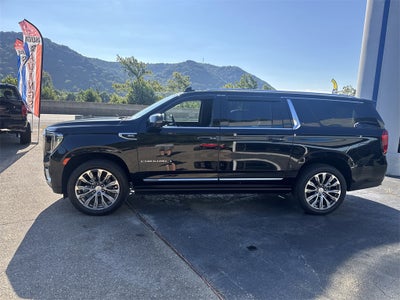 2022 GMC Yukon XL Denali