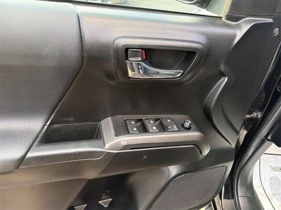 2022 Toyota Tacoma TRD Off-Road V6