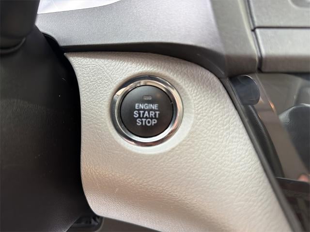 2019 Toyota Sienna L 7 Passenger
