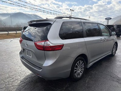 2019 Toyota Sienna L 7 Passenger