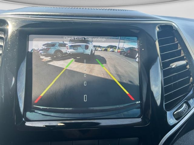 2019 Jeep Cherokee Overland
