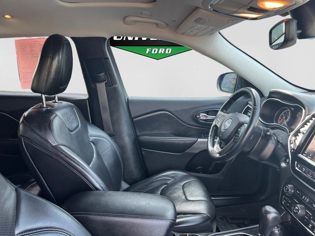 2019 Jeep Cherokee Overland