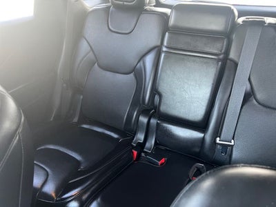 2019 Jeep Cherokee Overland