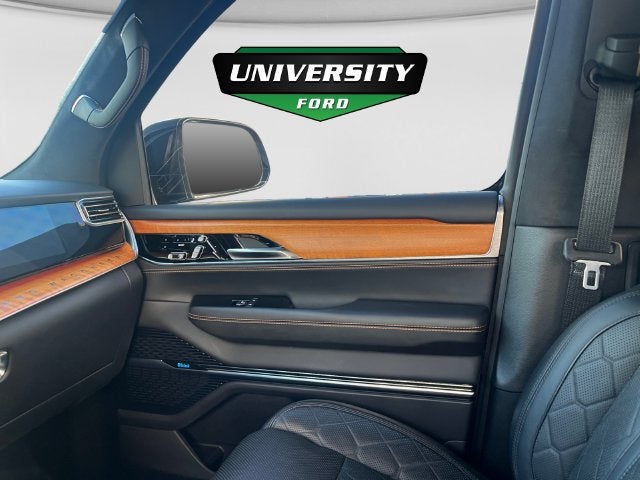 2023 Jeep Grand Wagoneer Series III
