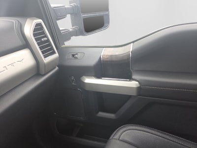 2022 Ford F-350SD Lariat