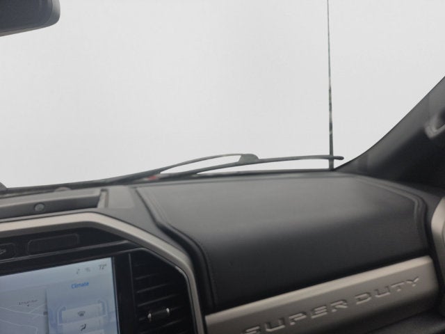 2022 Ford F-350SD Lariat