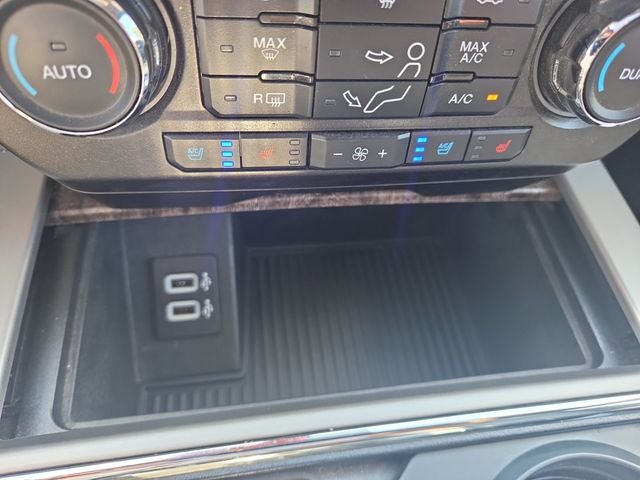 2017 Ford F-350SD Lariat DRW