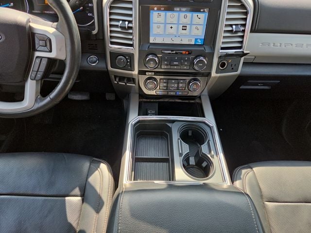 2017 Ford F-350SD Lariat DRW