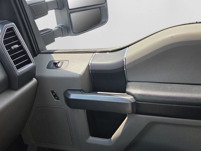 2022 Ford F-350SD XLT DRW