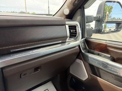 2025 Ford F-450SD King Ranch DRW
