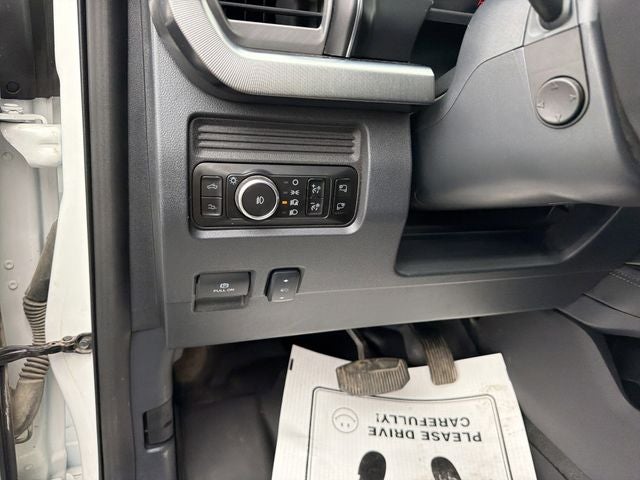 2025 Ford F-450SD Platinum DRW