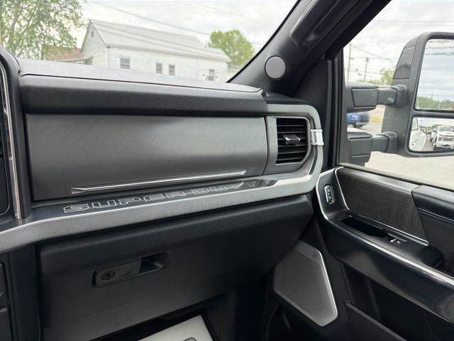 2025 Ford F-450SD Platinum DRW