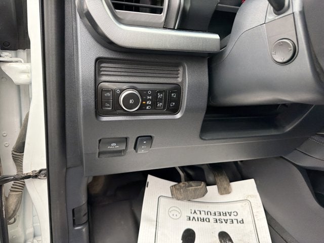 2025 Ford F-450SD Platinum DRW