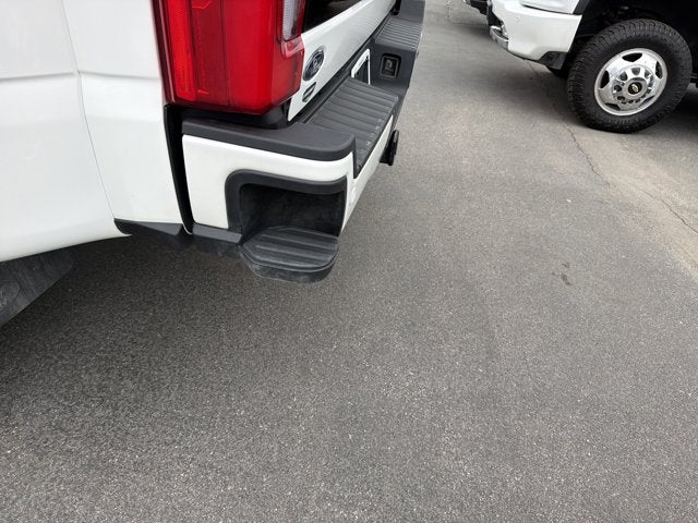 2025 Ford F-450SD Platinum DRW