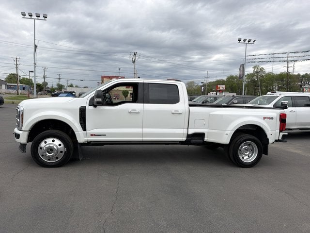 2025 Ford F-450SD Platinum DRW