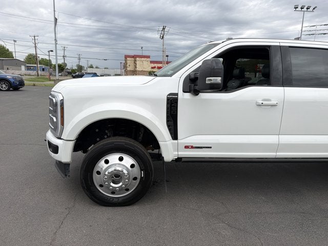 2025 Ford F-450SD Platinum DRW