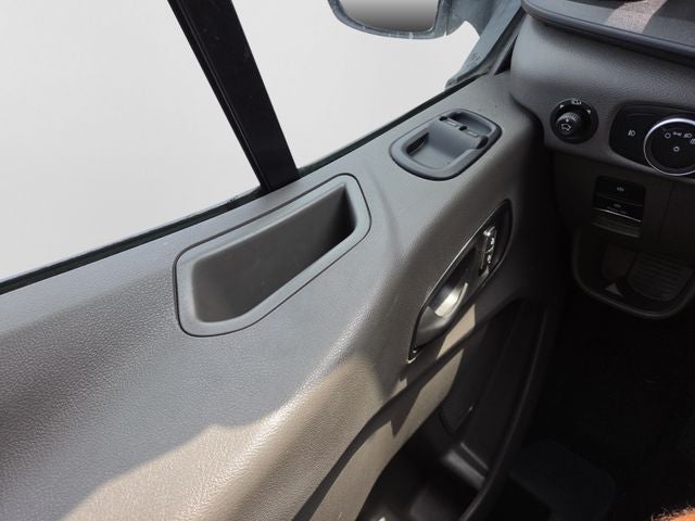 2022 Ford Transit-250 Base