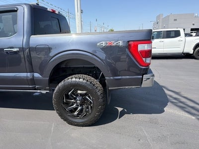 2022 Ford F-150 Lariat LIFTED WHEELS & TIRES