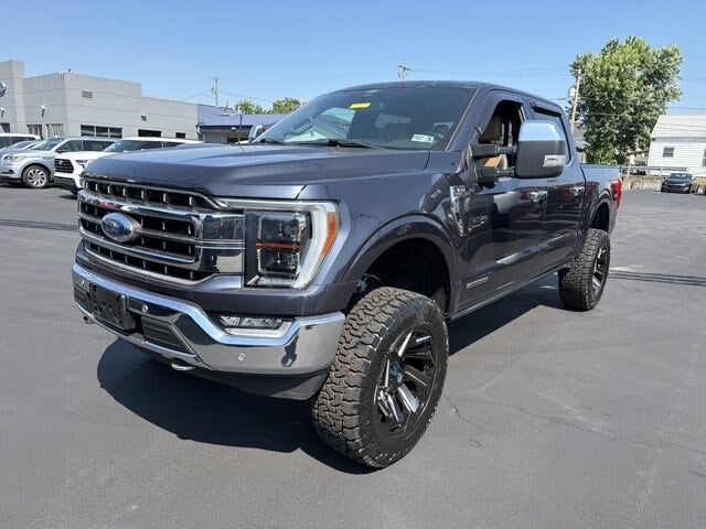 2022 Ford F-150 Lariat LIFTED WHEELS & TIRES