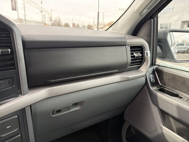 2025 Ford F-150 XLT LIFTED WHEELS & TIRES