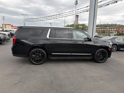 2023 GMC Yukon XL Denali