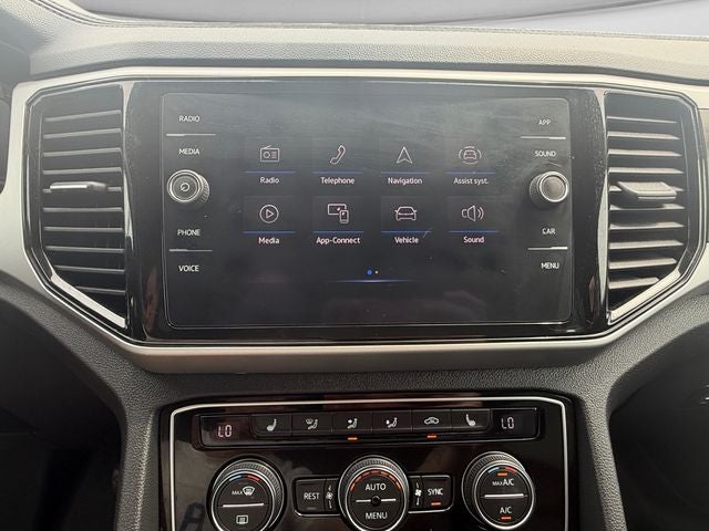 2022 Volkswagen Atlas 2.0T SE w/Technology