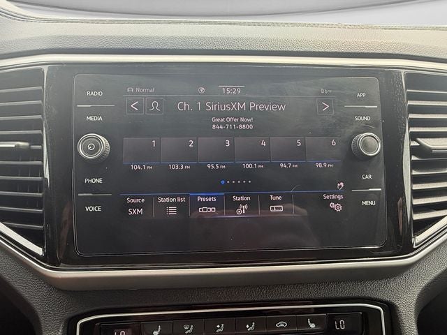 2022 Volkswagen Atlas 2.0T SE w/Technology