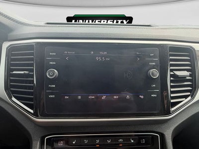 2022 Volkswagen Atlas 2.0T SE w/Technology