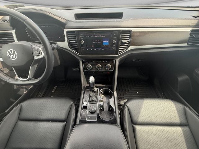 2022 Volkswagen Atlas 2.0T SE w/Technology