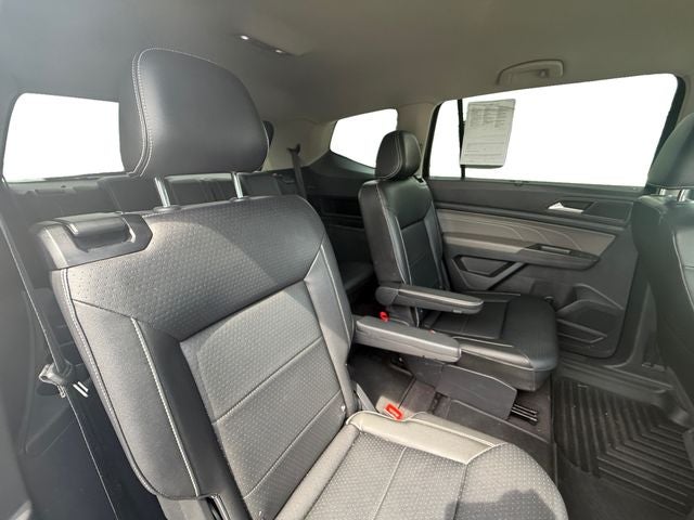 2022 Volkswagen Atlas 2.0T SE w/Technology