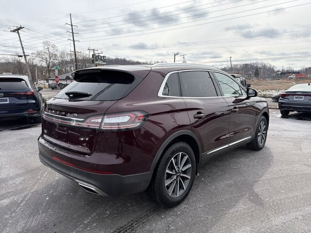 2022 Lincoln Nautilus Standard