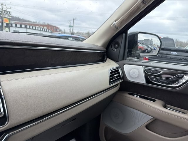 2022 Lincoln Navigator Reserve