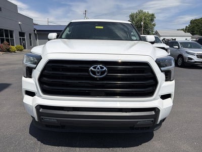 2023 Toyota Sequoia SR5