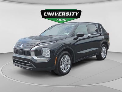 2022 Mitsubishi Outlander ES