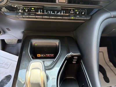 2024 Toyota Crown Platinum