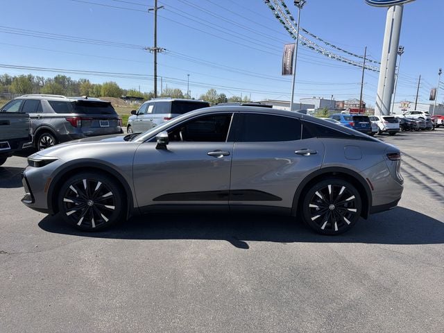 2024 Toyota Crown Platinum