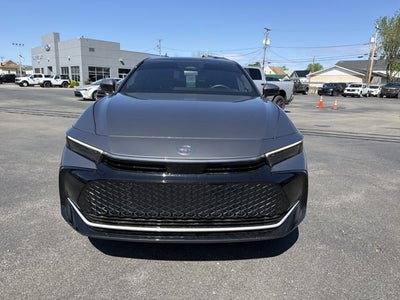 2024 Toyota Crown Platinum