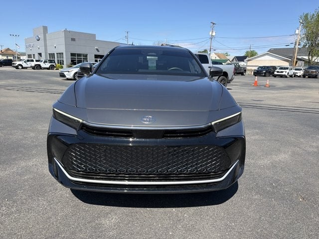 2024 Toyota Crown Platinum