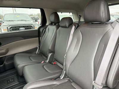 2025 Kia Carnival Hybrid EX